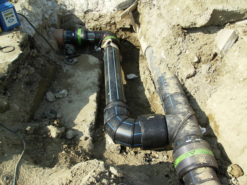 HDPE pipe line Repair & Maitenance contracting in UAE